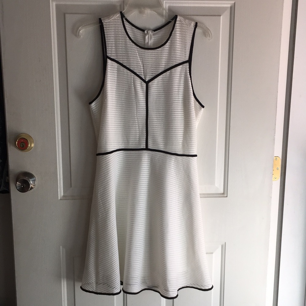 New Women’s Bleuh Ciel Midi Dress Stretchy Lightweight White Black Size Large